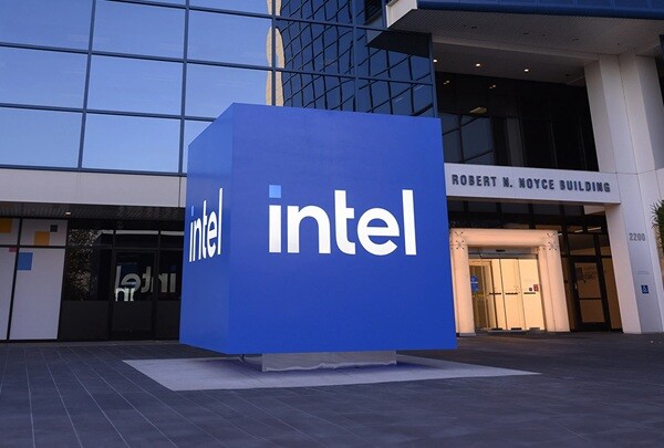 intel,-trattative-di-vendita-in-atto?